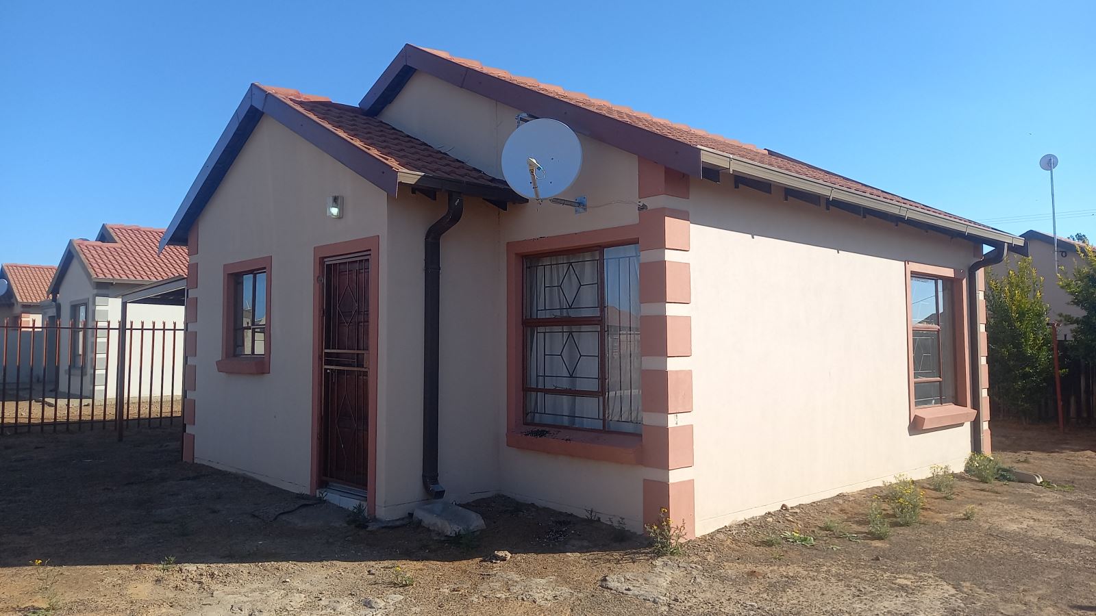 40899, P026, (1483) 26, (1483) 26 Msasa Street, (1483) 26 Msasa Street; Mandela View